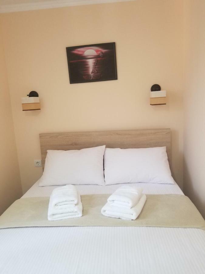 Dreamtime Apart-Studio Appartamento Chişinău Esterno foto