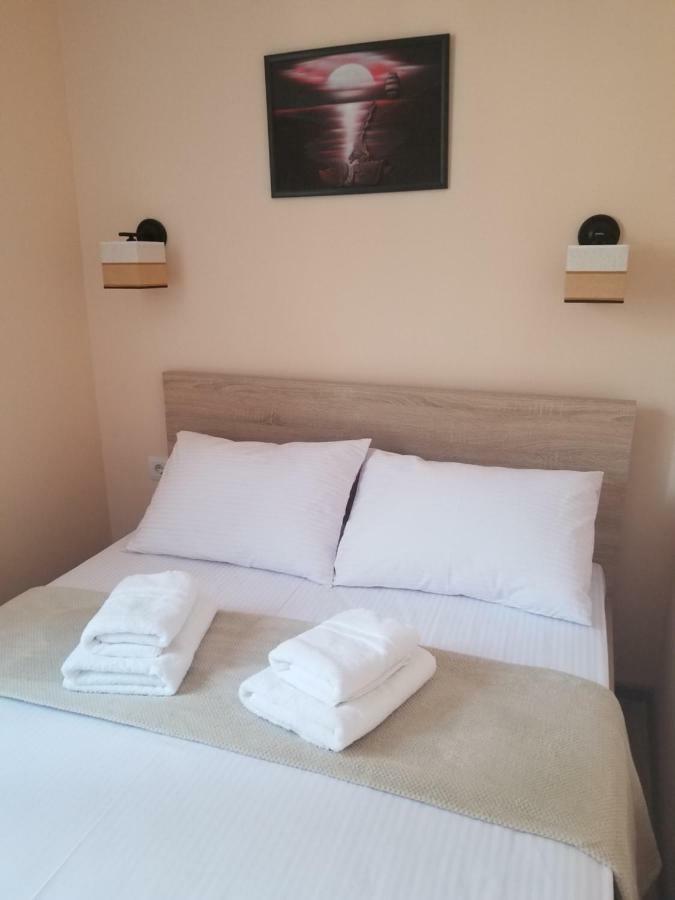Dreamtime Apart-Studio Appartamento Chişinău Esterno foto